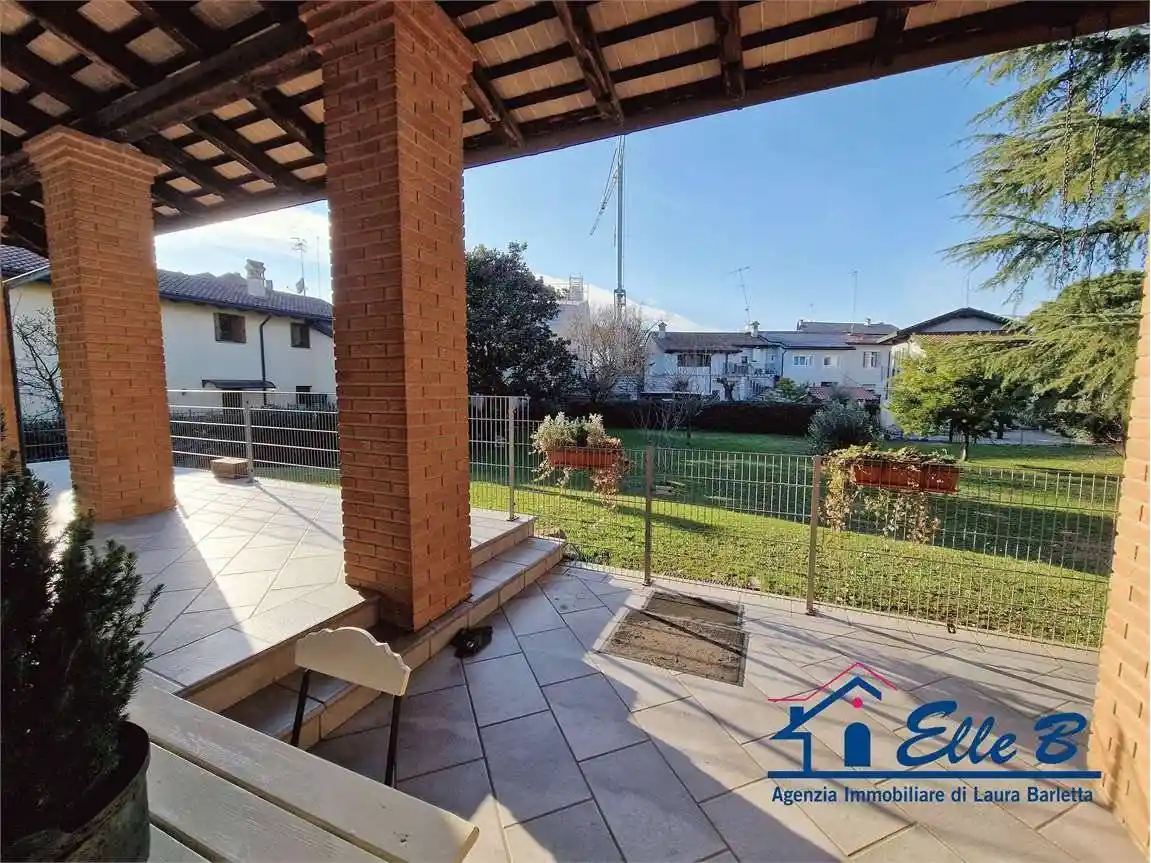 Villa in vendita a Gorizia
