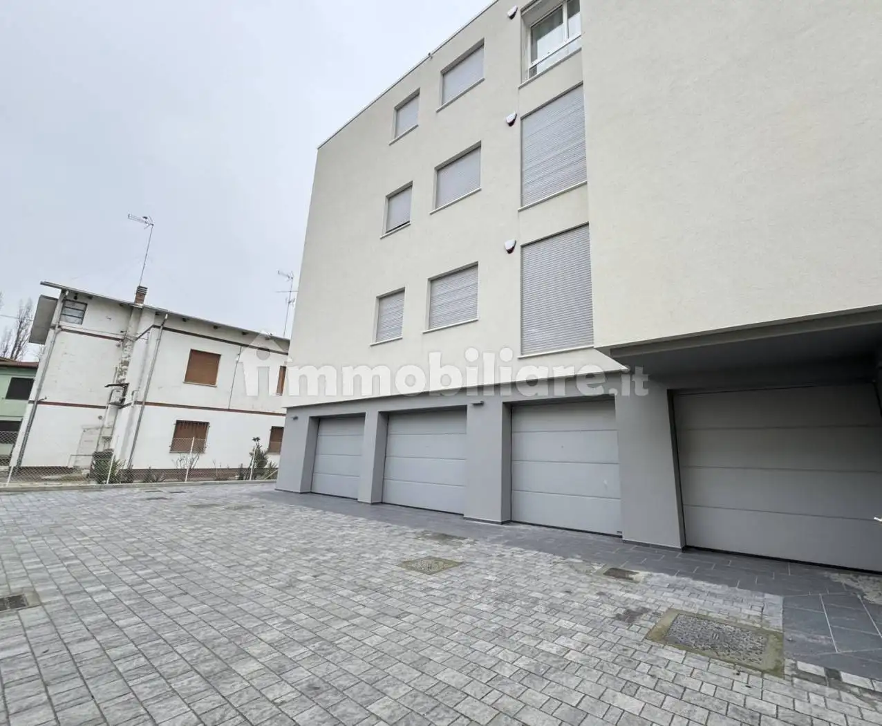 Trilocale via Cavallotti 3, Cento Paese, Cento - foto 3