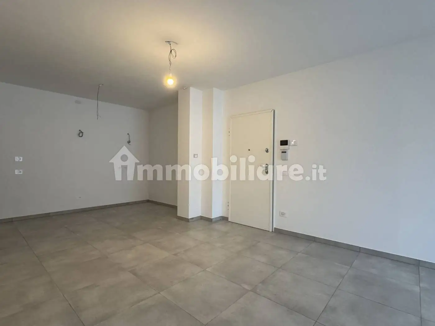 Trilocale via Cavallotti 3, Cento Paese, Cento - foto 4