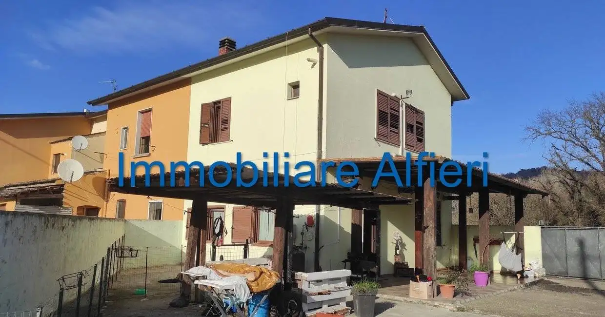 Villa in vendita a Apollosa