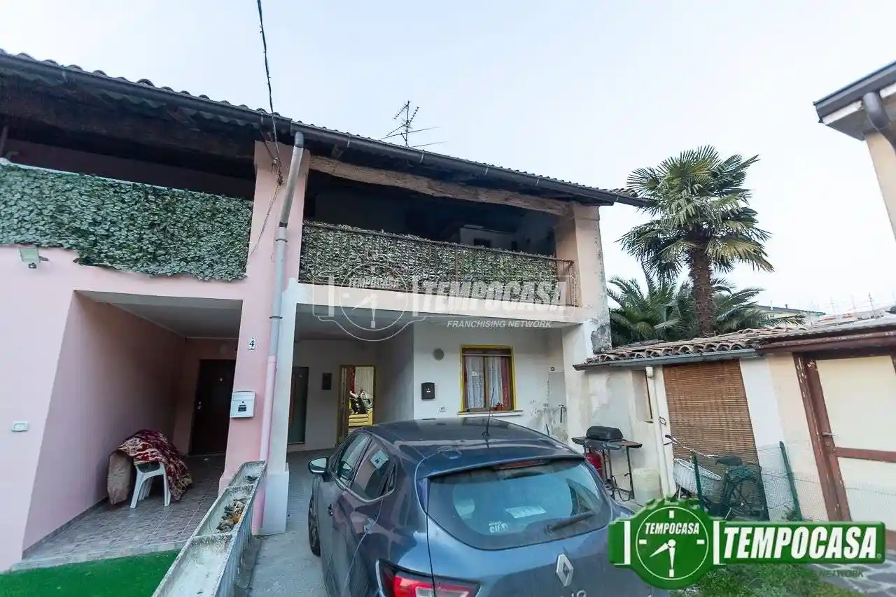 Casa indipendente in vendita a Bagnolo Cremasco