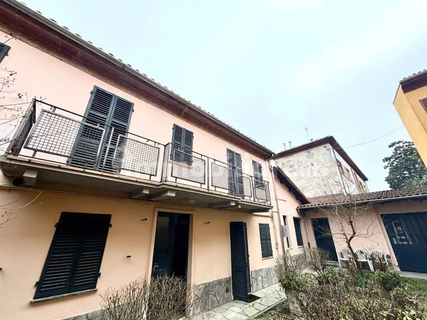 Casa indipendente in vendita a Alessandria