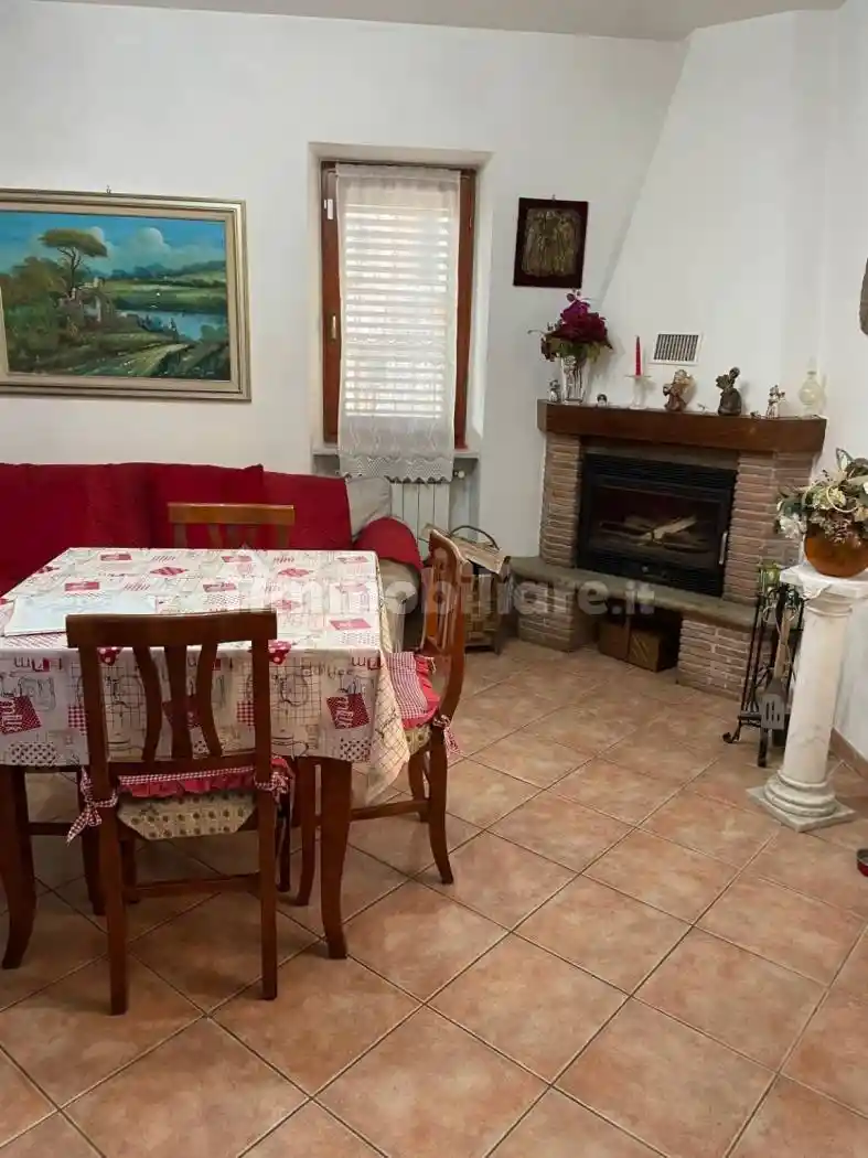 Casa indipendente in vendita a Carrara