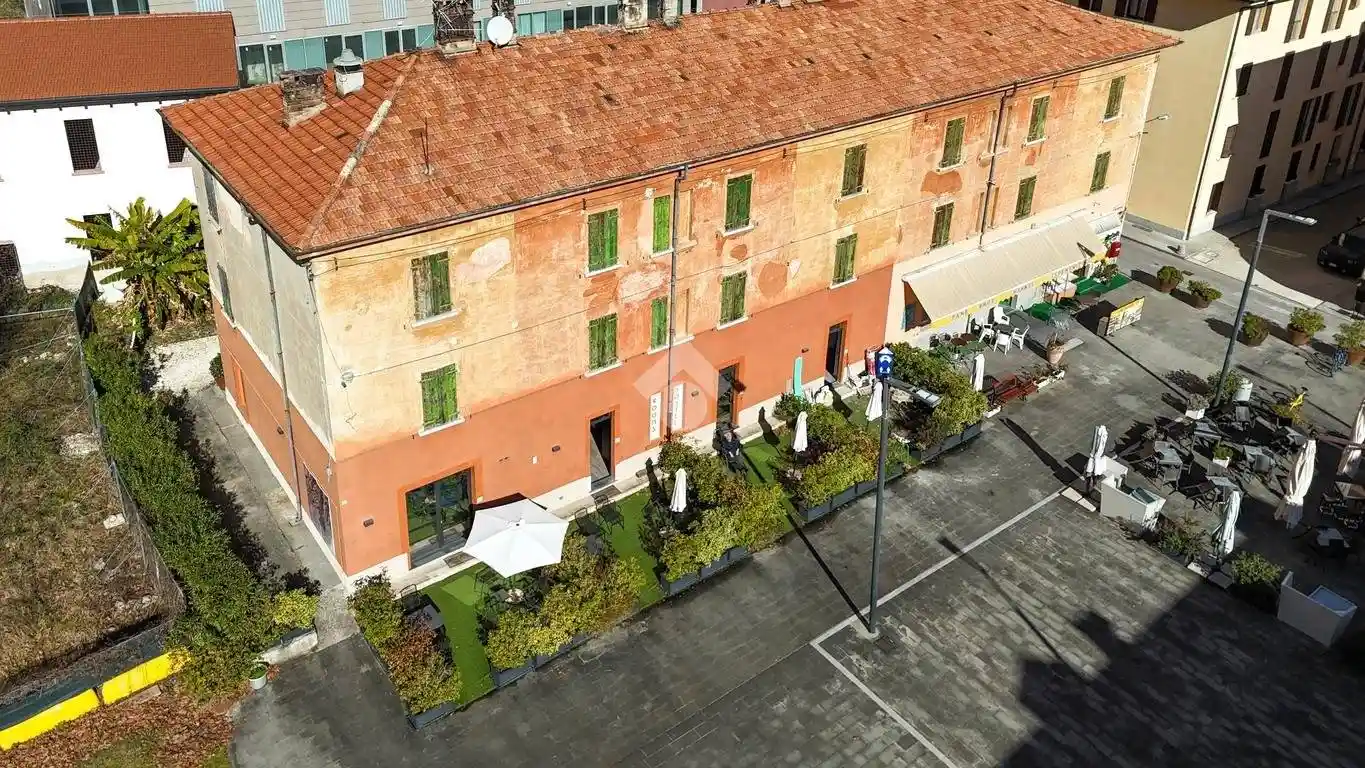 Palazzo - Edificio in vendita a Tremosine sul Garda