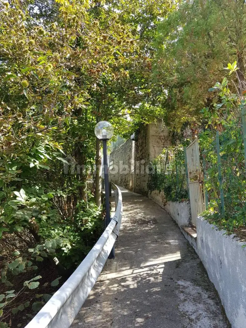 Villetta a schiera in vendita a Montalbano Elicona