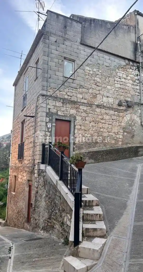 Appartamento in vendita a Cammarata