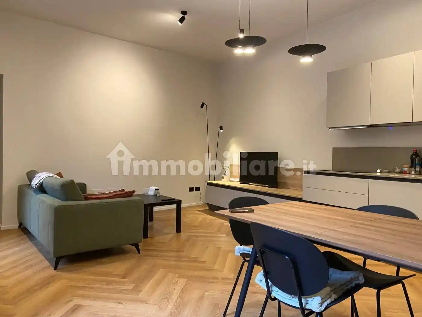 Appartamento in affitto a Como