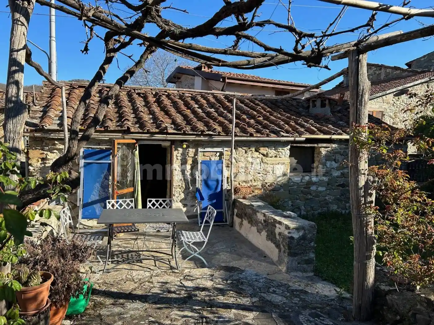 Villa in vendita a Casola in Lunigiana