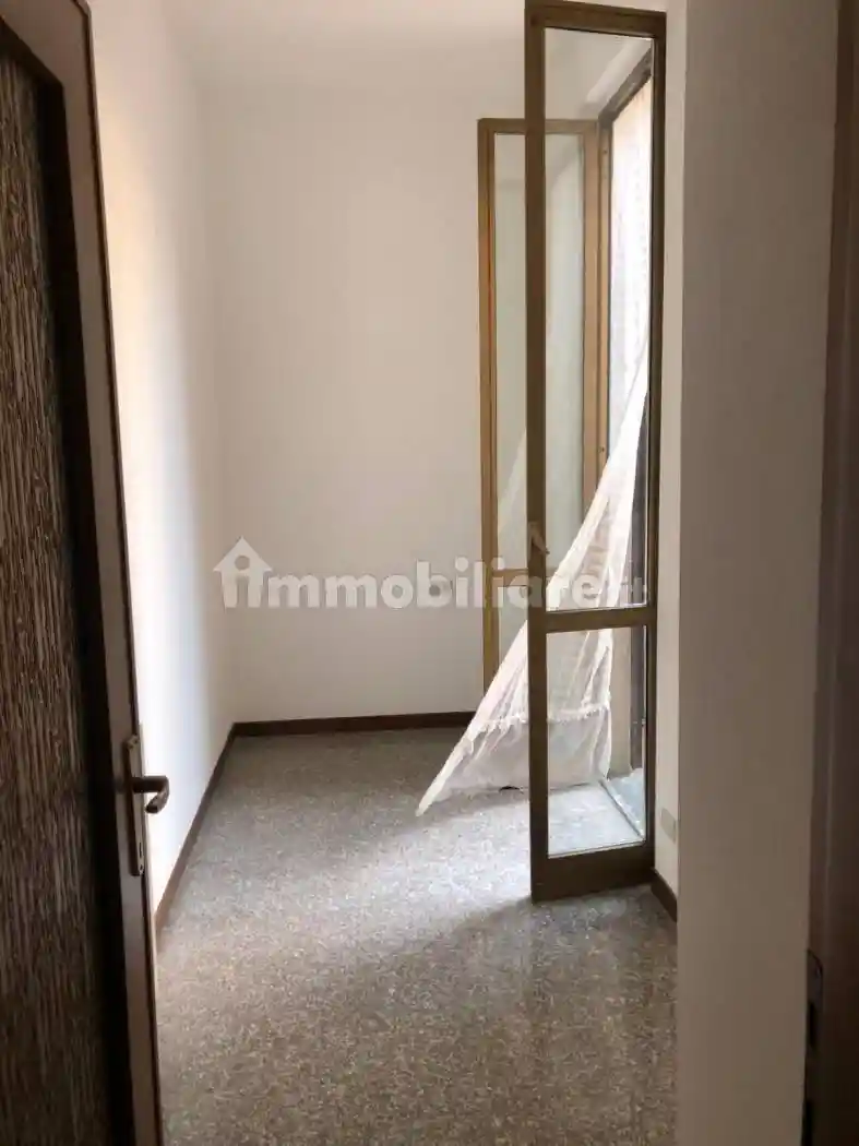 Bilocale via Leonardo da Vinci, Centro, Lecco - foto 2