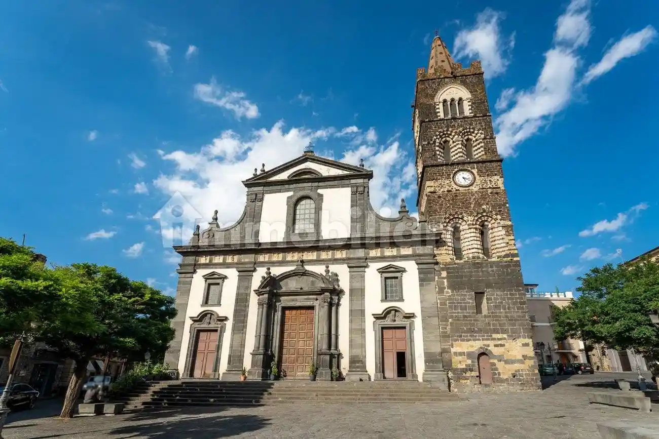 Rustico - Casale in vendita a Randazzo