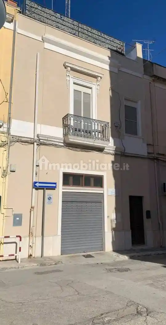 Palazzo - Edificio in vendita a Brindisi