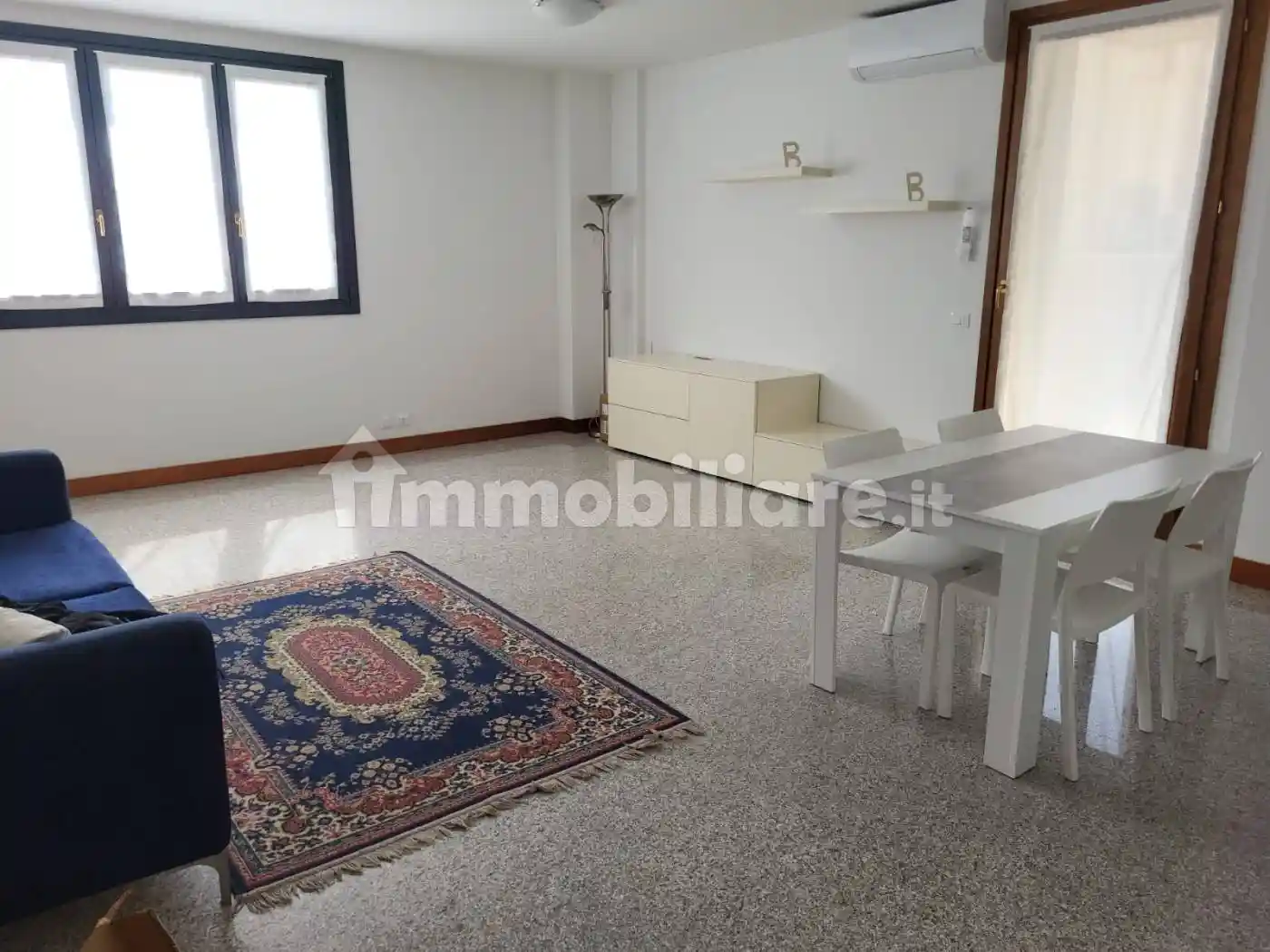 Appartamento in affitto a Conegliano