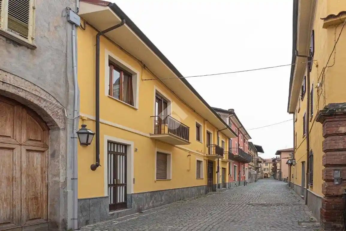 Rustico - Casale in vendita a Ciriè