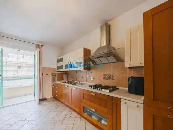 Appartamento in vendita a Massa