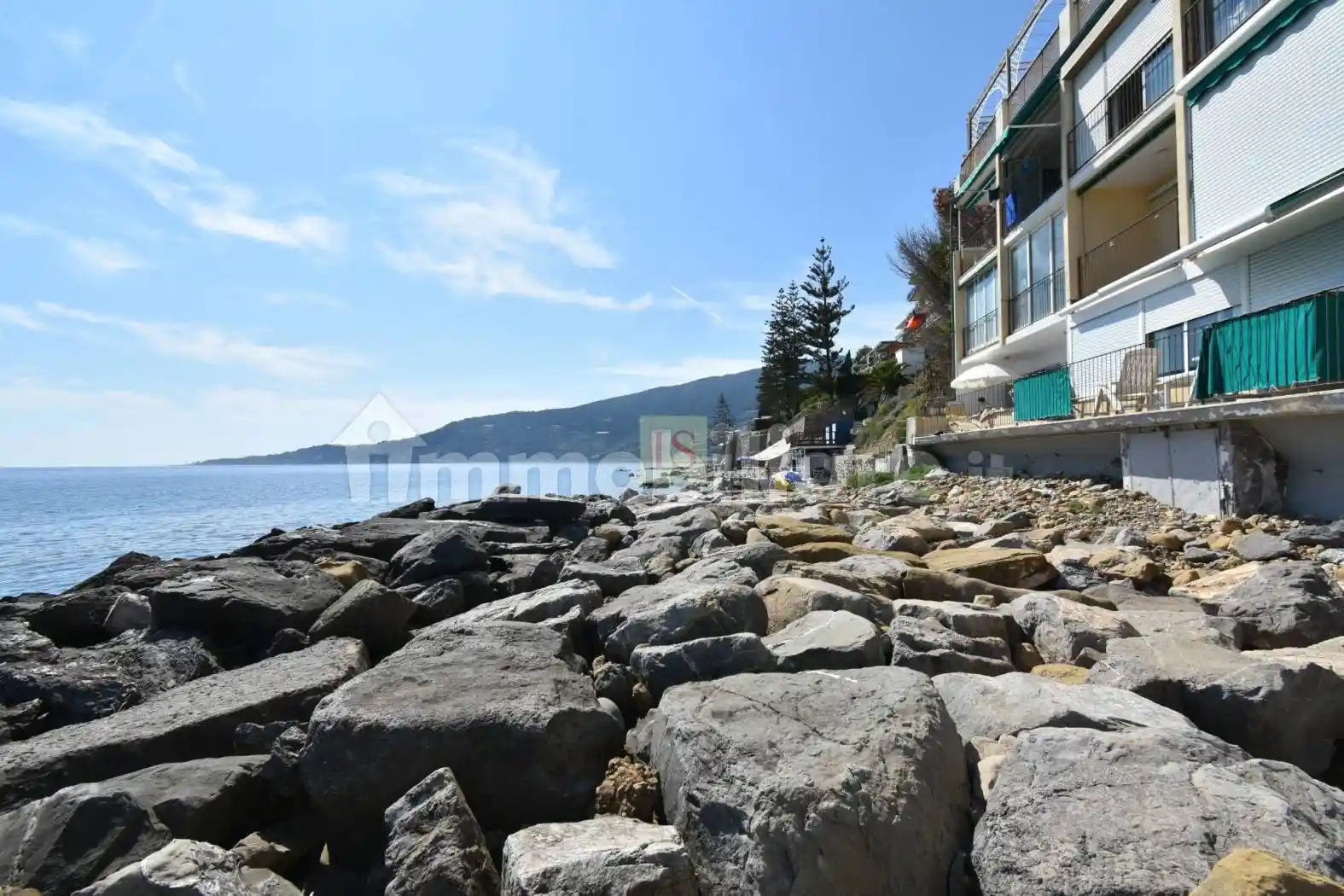 Appartamento in vendita a Ospedaletti