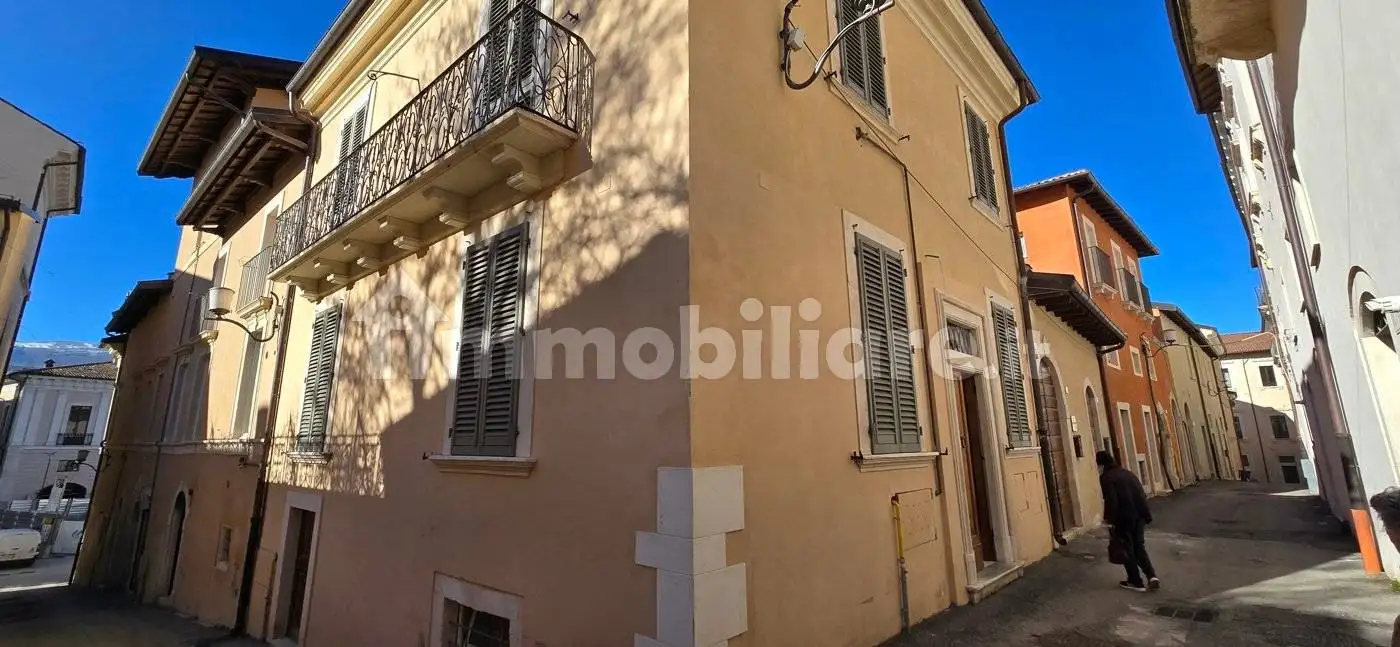 Appartamento in affitto a L'Aquila