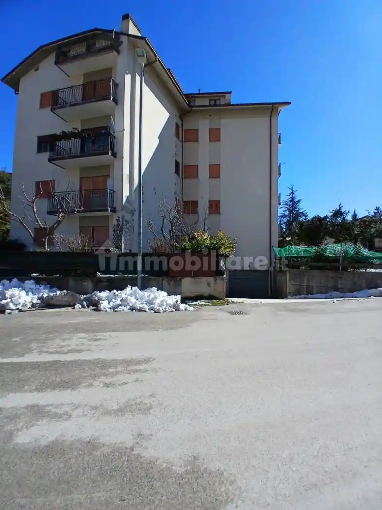 Appartamento in vendita a Rocca di Mezzo