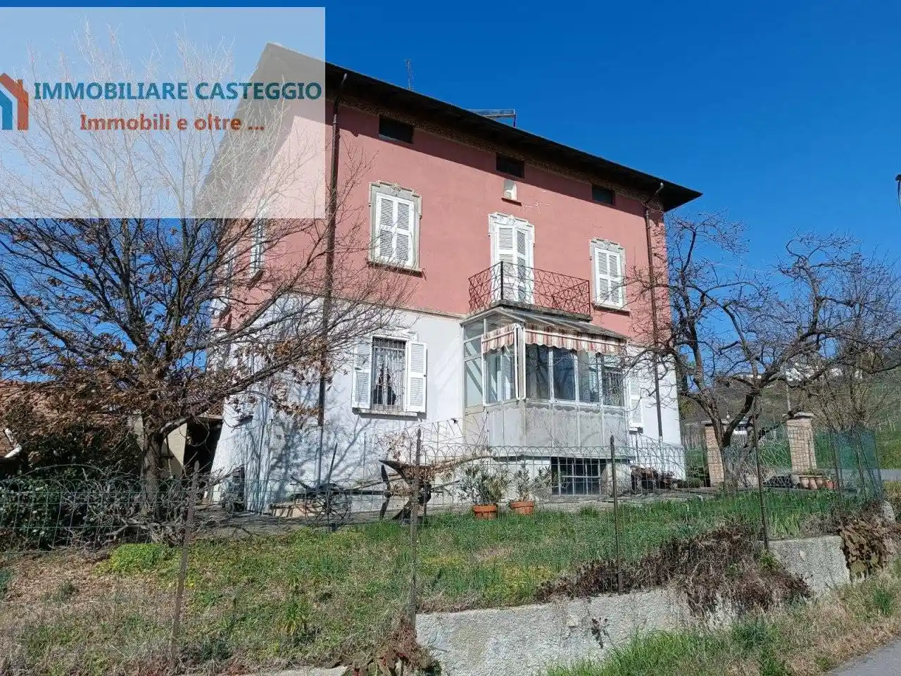 Casa indipendente in vendita a Casteggio