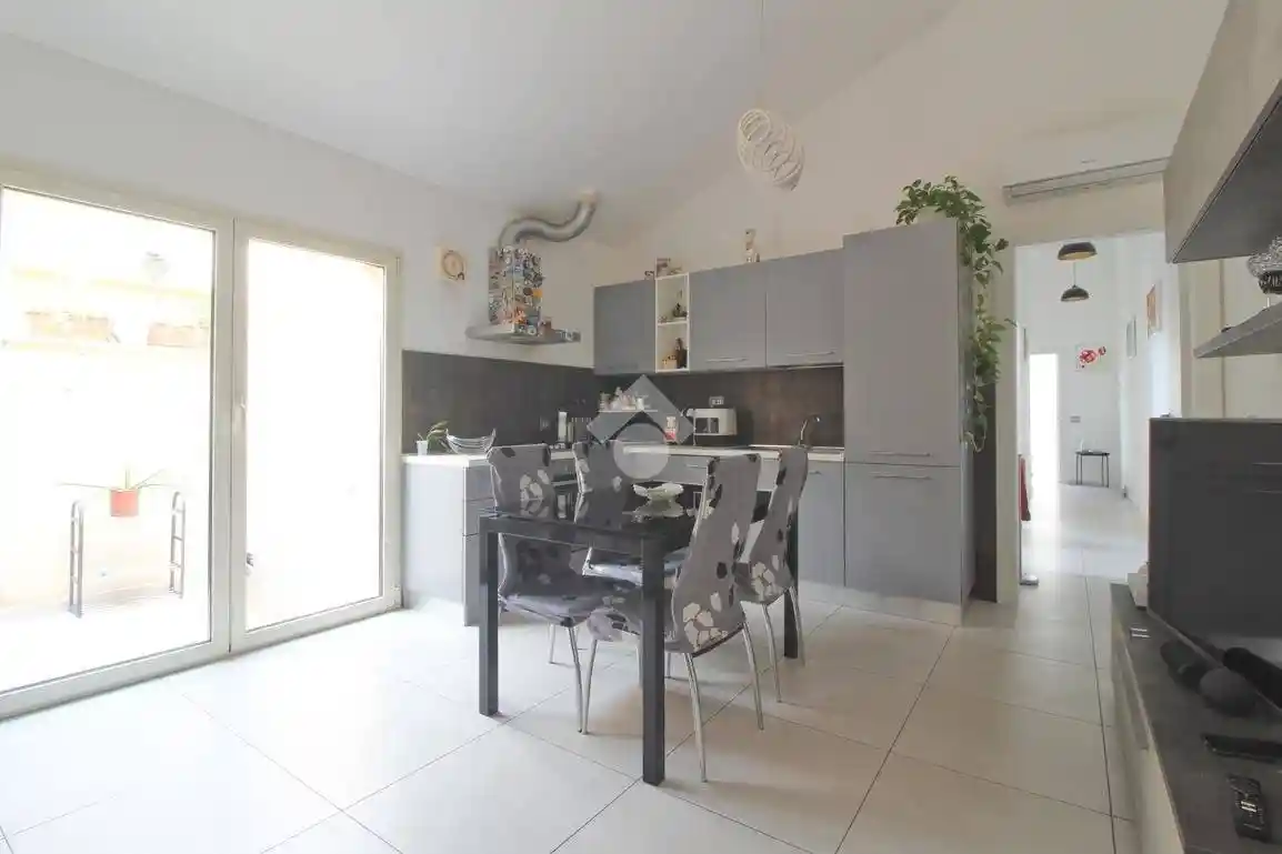 Trilocale via XXIV Maggio 23, Centro, Giulianova - foto 5