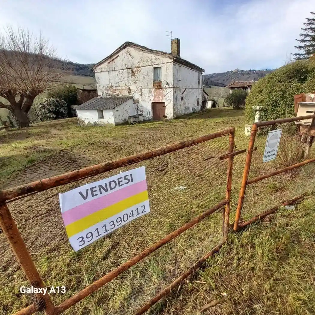Casa indipendente in vendita a Poggio San Marcello