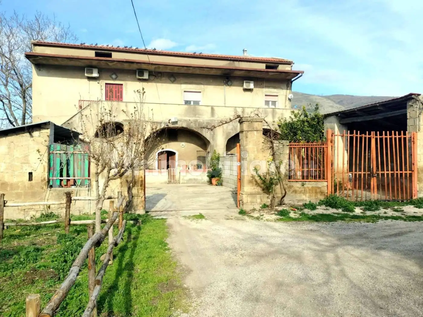 Rustico - Casale in vendita a Santa Maria a Vico