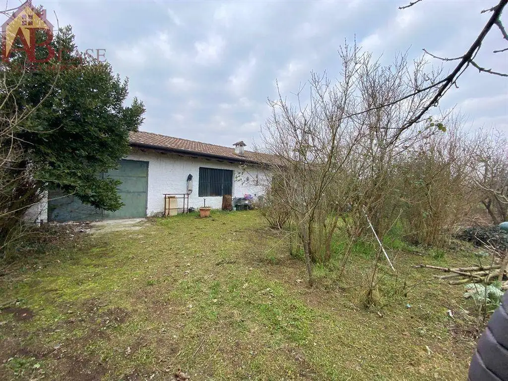 Rustico - Casale in vendita a Vigevano
