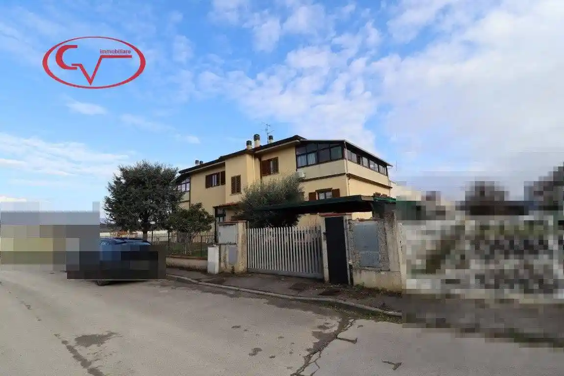 Villa in vendita a Montevarchi