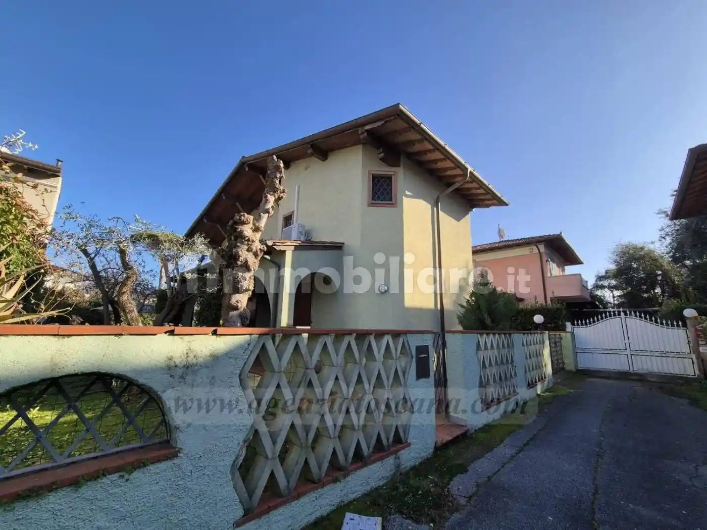 Villa in vendita a Forte dei Marmi
