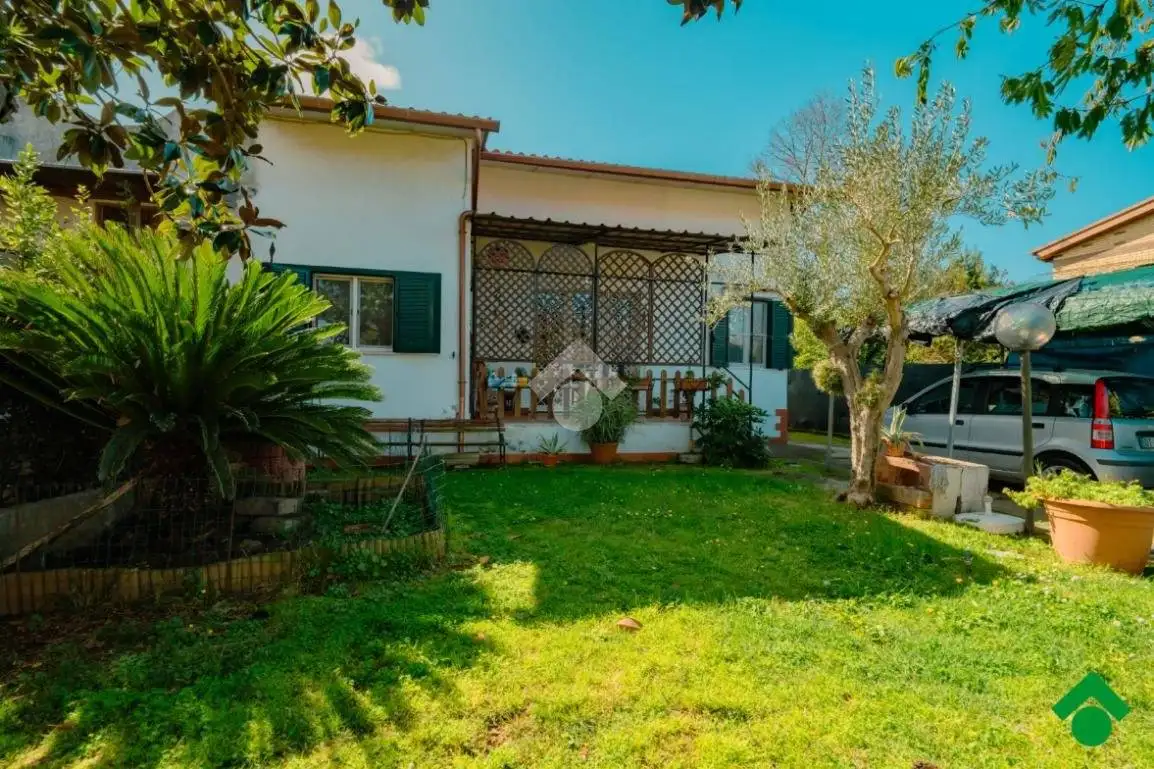 Villa in vendita a Latina