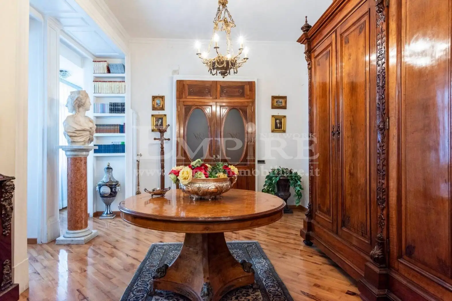 Appartamento in vendita a Napoli