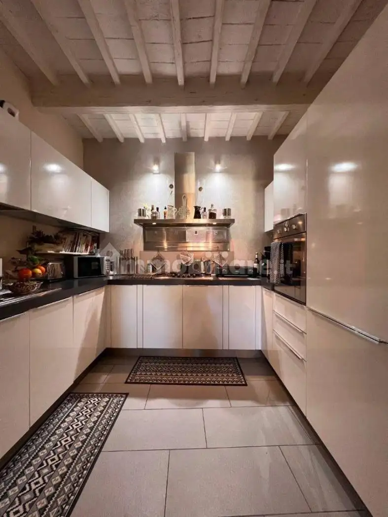 Appartamento in vendita a Laterina Pergine Valdarno