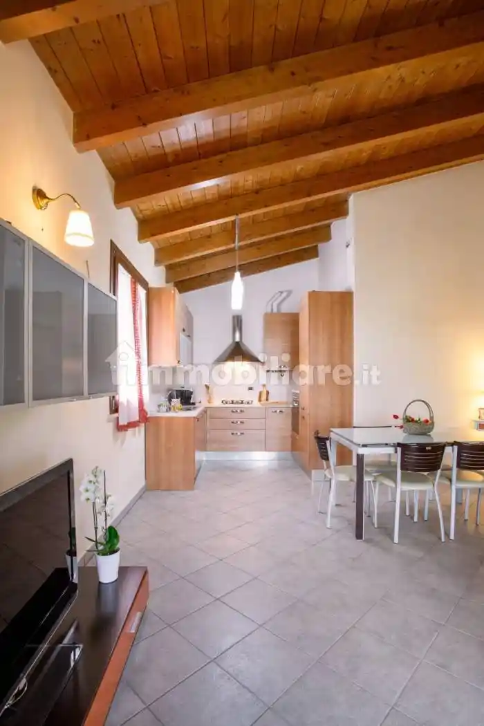 Trilocale piazza Alberto da Giussano 3B, Castelbelforte - foto 3