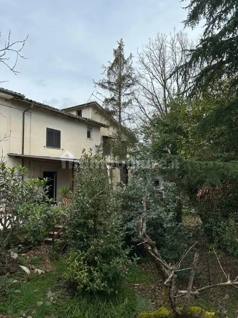 Villa in vendita a Contigliano