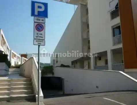 Palazzo - Stabile in vendita a Firenze