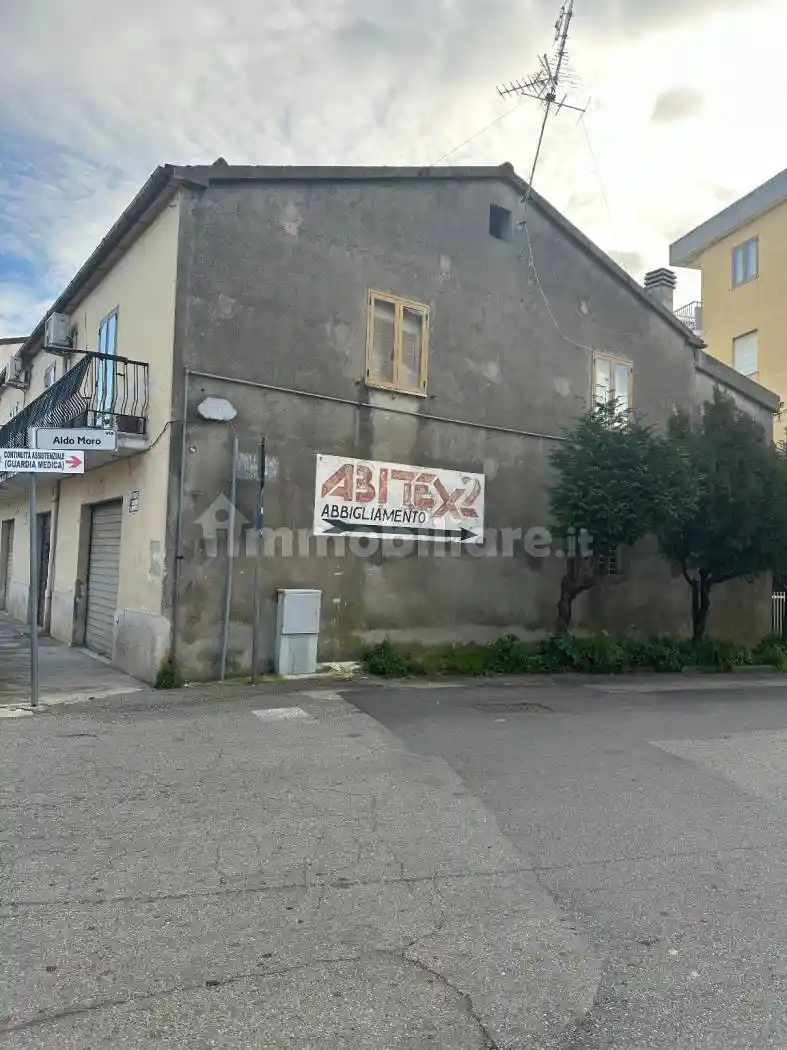 Casale via Dante Alighieri 10, Centro, Montalto Uffugo - foto 2