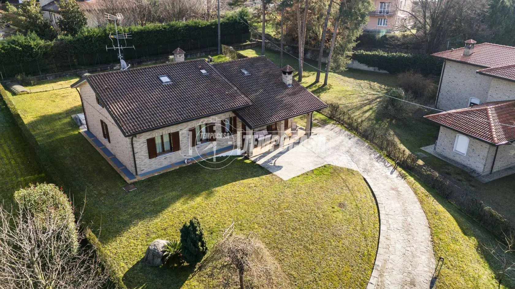 Villa in vendita a Cremella