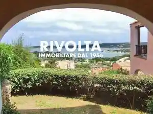 Appartamento in vendita a Arzachena