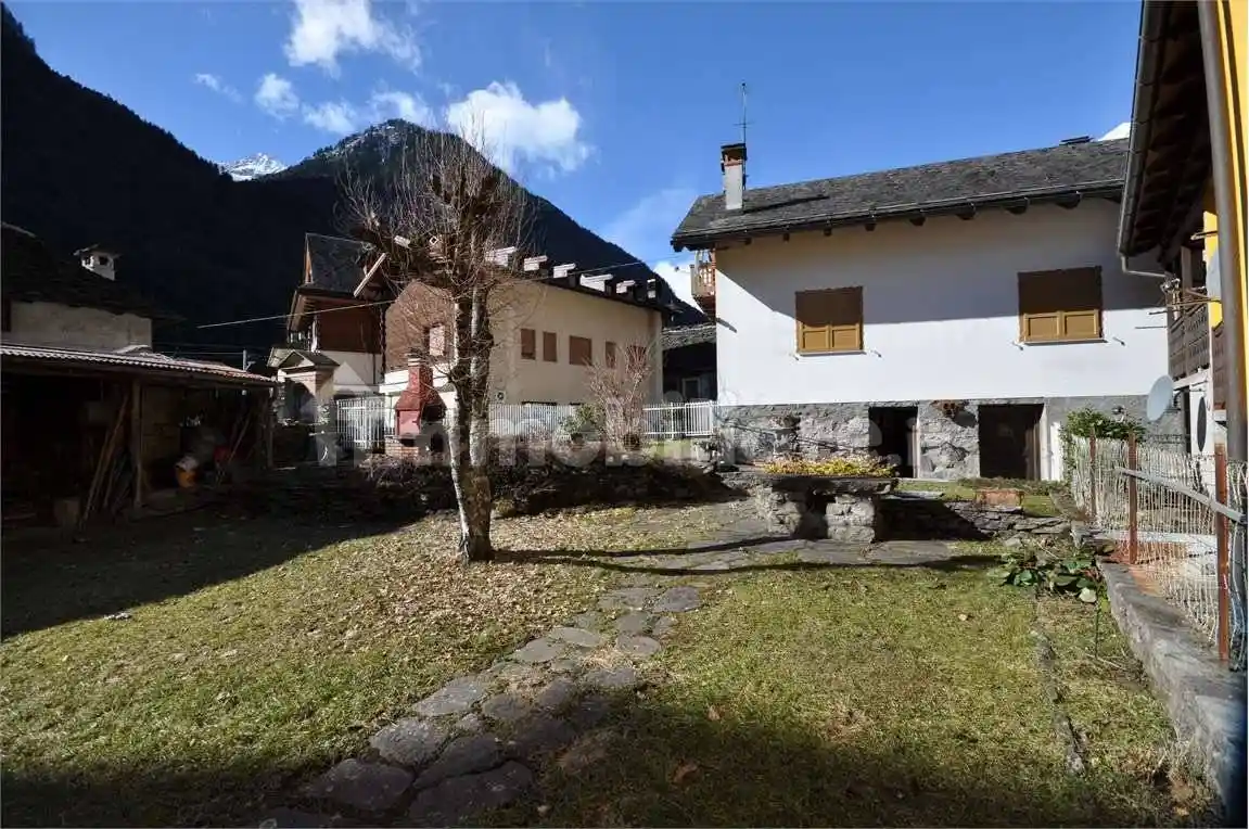 Terratetto unifamiliare via Borgo Pianezza, Centro, Ceppo Morelli - foto 4