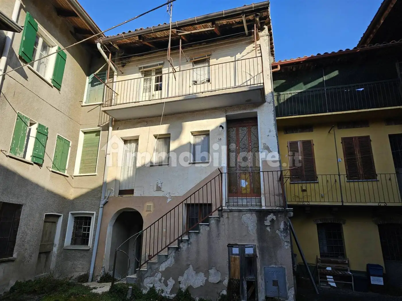 Casa indipendente in vendita a Zumaglia