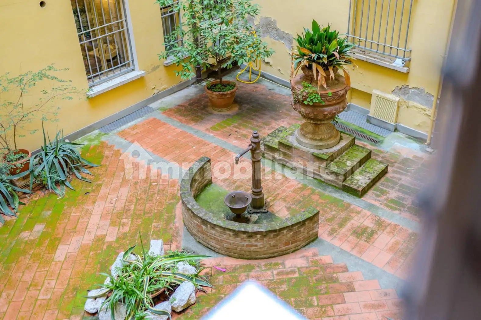 Appartamento in vendita a Bologna