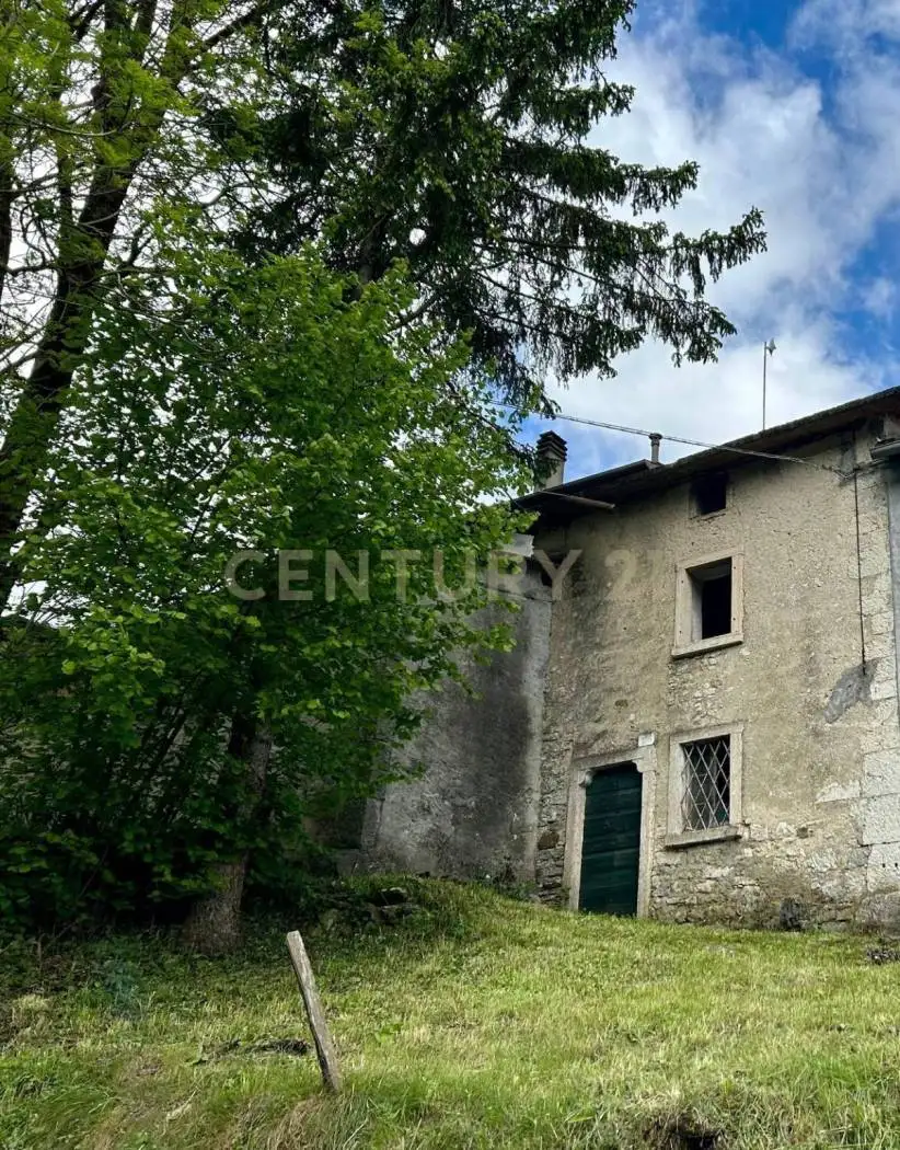 Rustico - Casale in vendita a Velo Veronese
