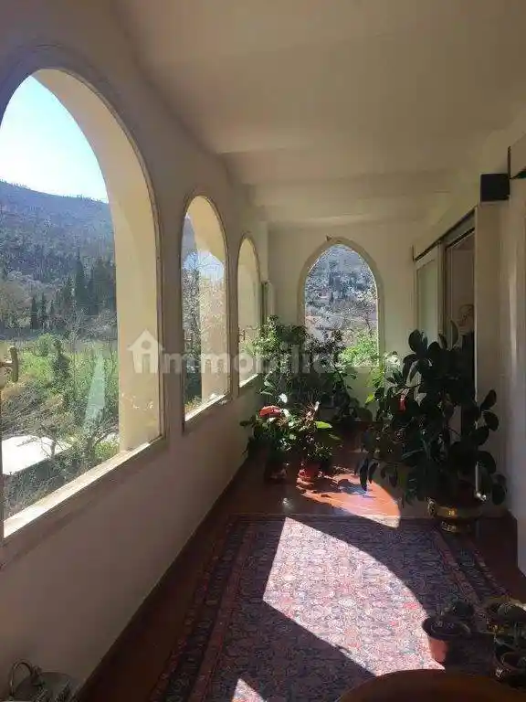 Villa in vendita a Calci