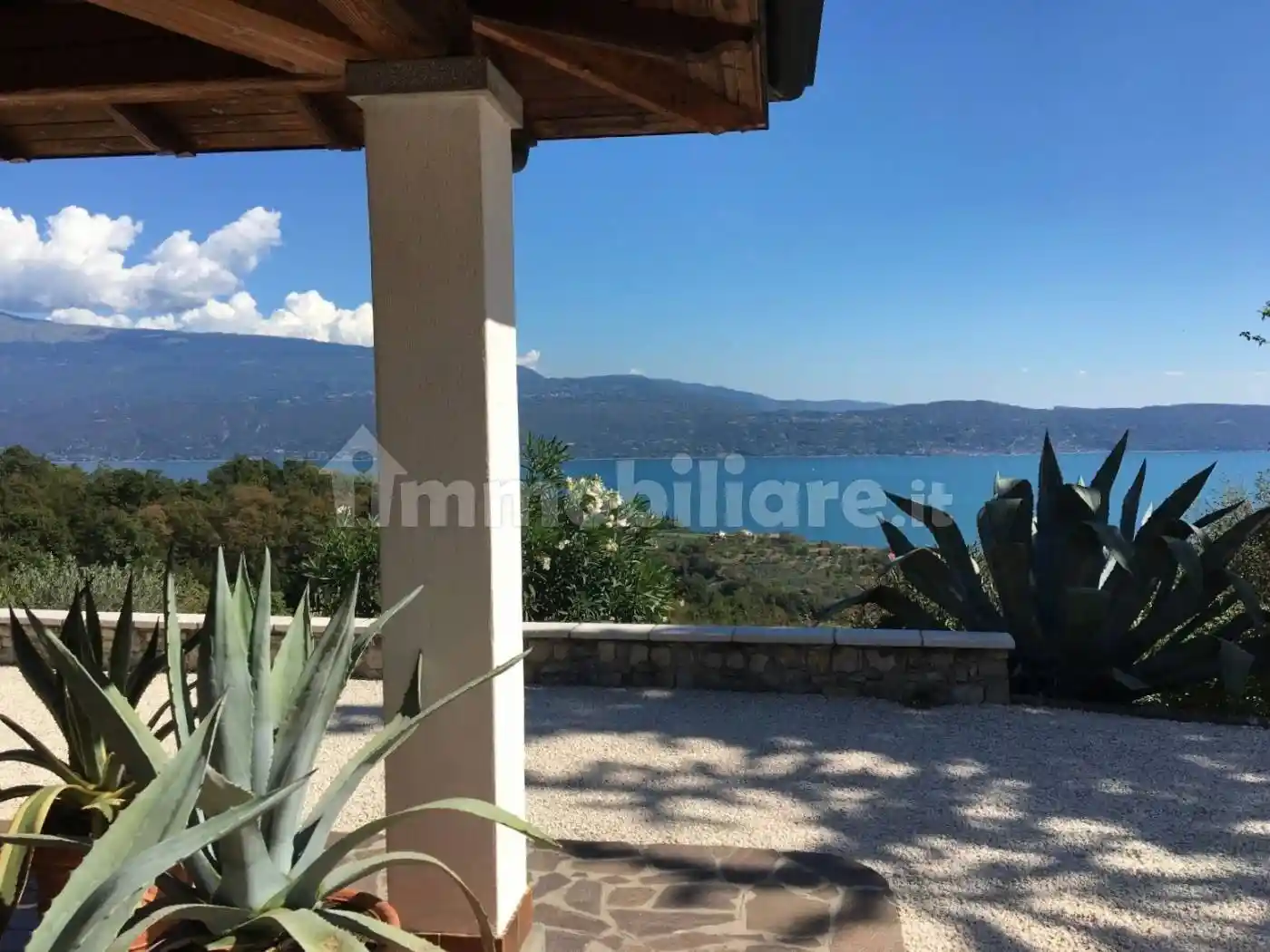 Villa in vendita a Toscolano-Maderno