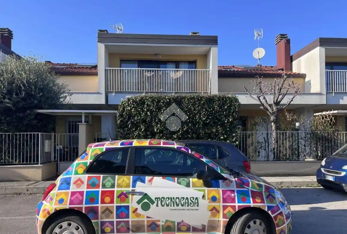 Villa a schiera via Coriano 210, Aeroporto, Rimini - foto 2