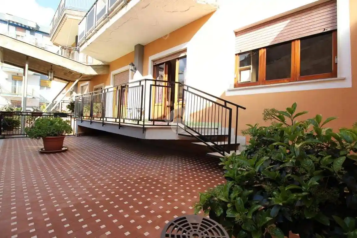 Appartamento in vendita a Palermo