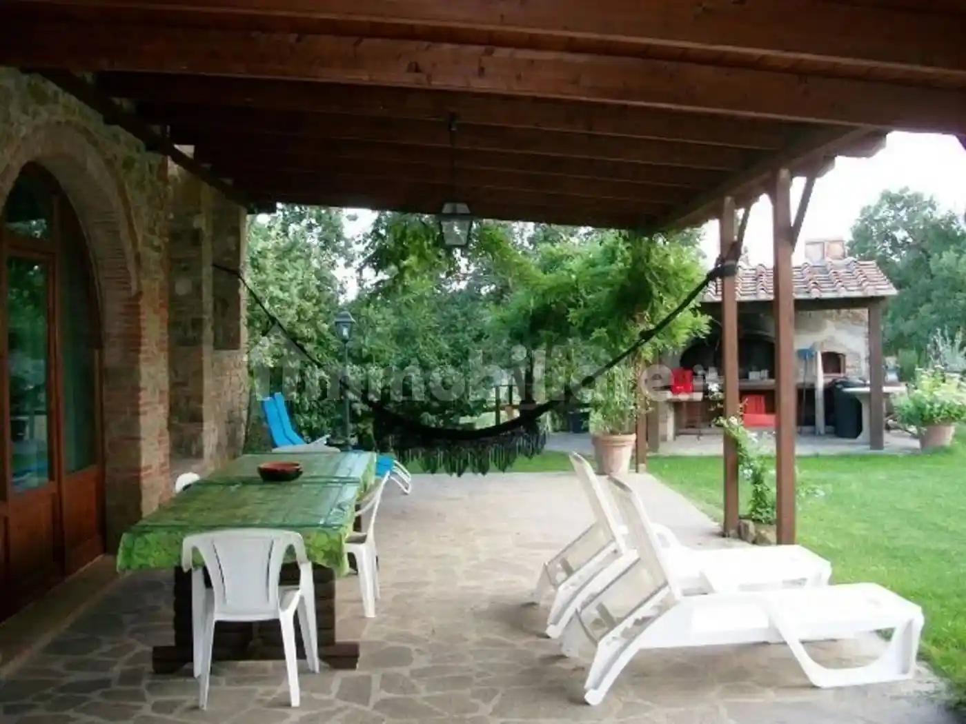 Villa in vendita a Bucine