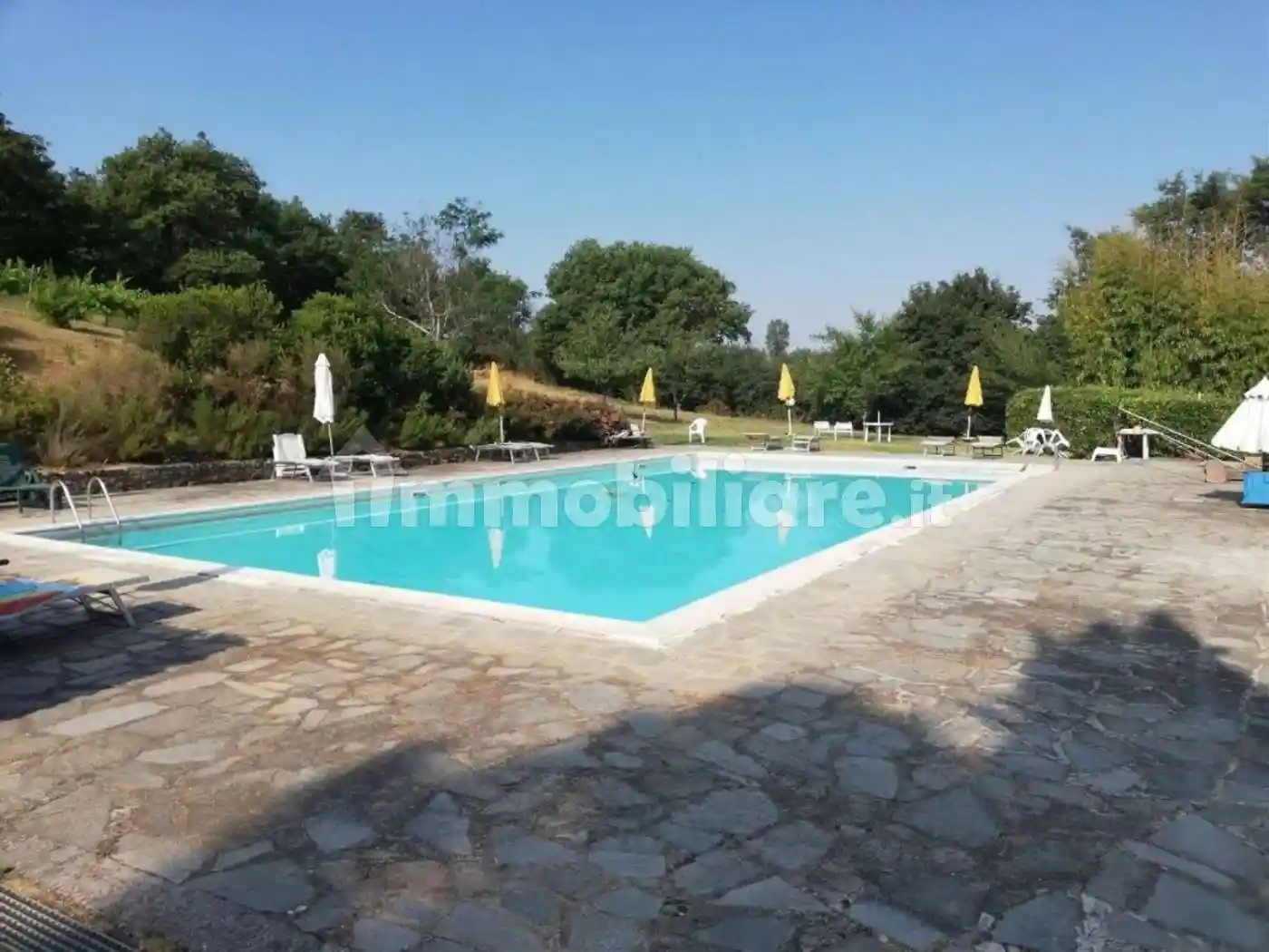 Appartamento in vendita a Bucine