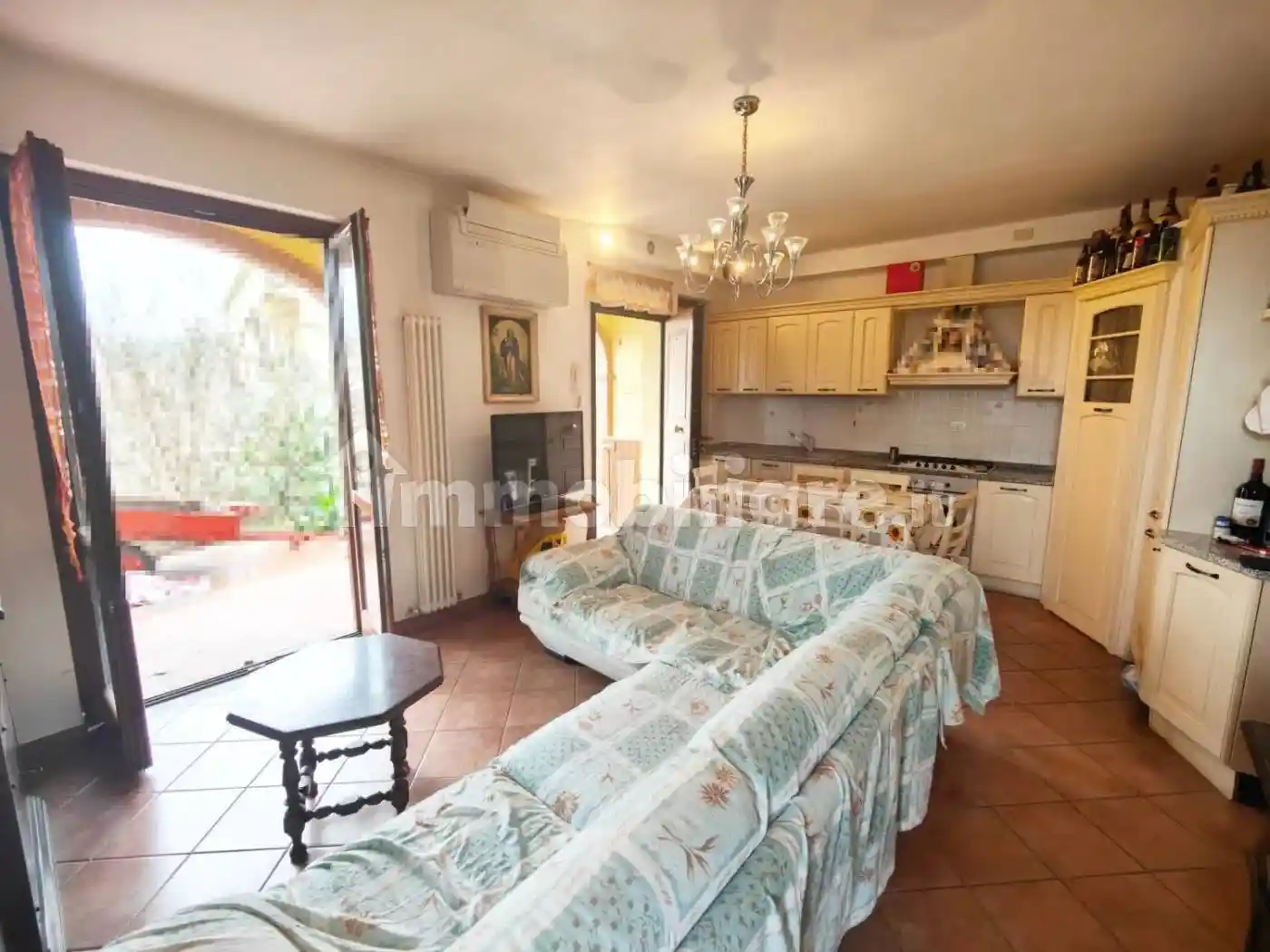 Appartamento in vendita a Bucine