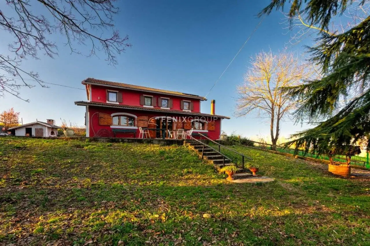 Villa in vendita a Rocca Grimalda