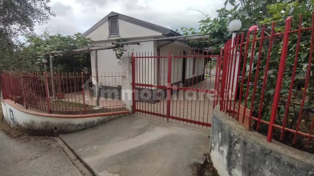 Villa in vendita a Naso